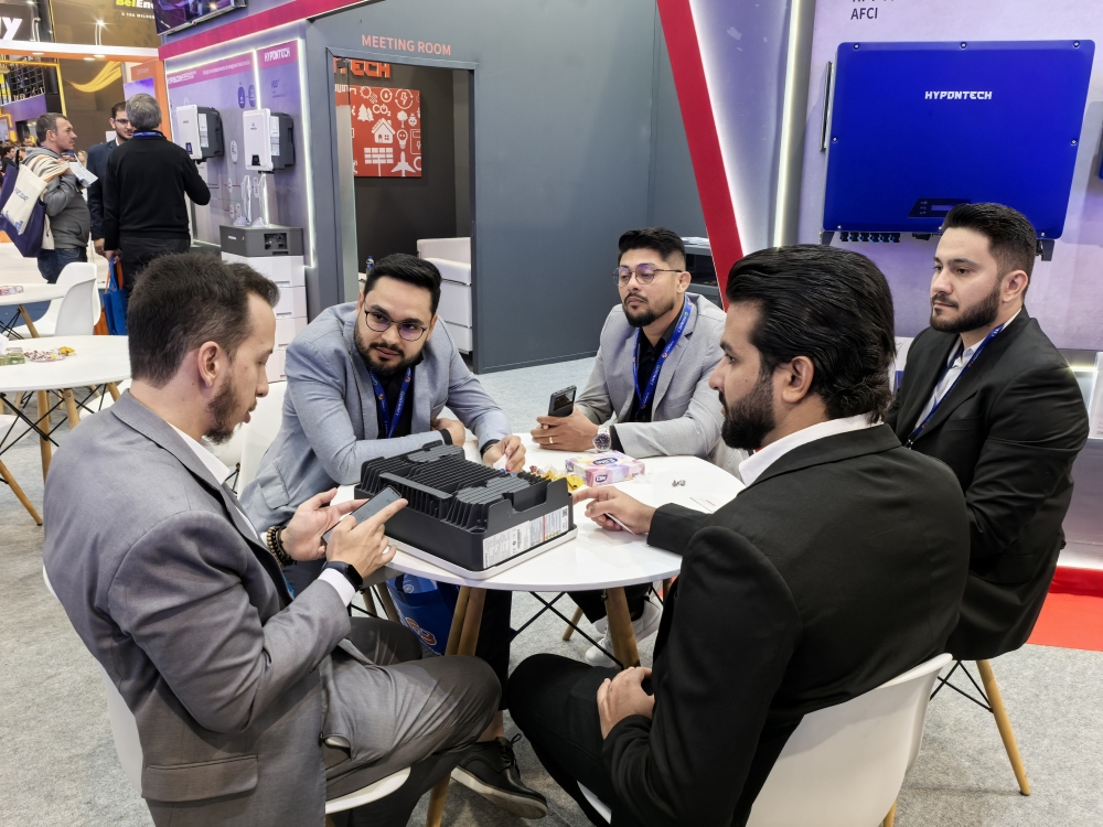 24 INTERSOLAR SOUTH AMERICA-3.jpg